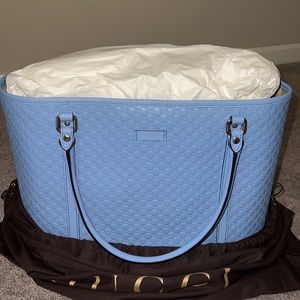 Baby blue GUCCI tote, NEVER USED